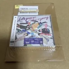 King & Prince Life goes on /We are young