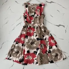 LAURA ASHLEY✨大きいサイズ　シルク100% フレアワンピース　花柄