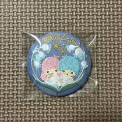 刺繍 缶バッジ サンリオ キキララ リトルツインスターズ トレーディング 花言葉