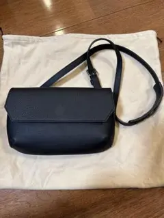 GANZO ブラック ショルダーバッグ バッグ｜最高級のメンズ革製品・革財布 GANZO公式WEBサイト