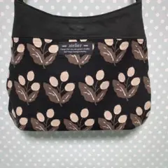 ハンドメイドショルダーバッグ