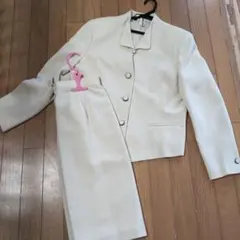入学式　ママ　ホワイト　スーツセット（ジャケット・スカート）