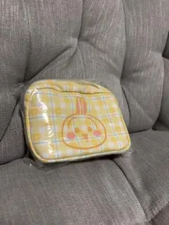 ちいかわ チェックシリーズ ポーチ うさぎ イエロー