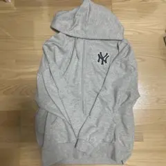 ヤンキース パーカー