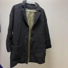 チェスターコート ダークグレー シンプル
