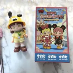 DORA LOVES MICKEY プルート
