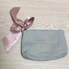 Item thumbnail for item 8d9a7cb6-1c4e-4bb5-829d-e13a0afb8574