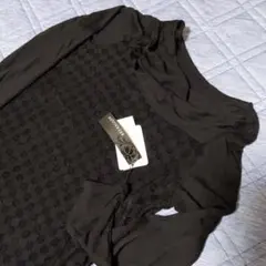 新品レディース　L 黒の花柄長袖トップス