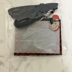 ファミリア　ネームホルダー　赤系チェック