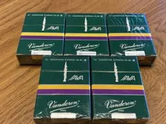 Item thumbnail for item e3c9e265-a7c2-4394-8152-9786a719fc32