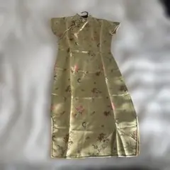 薄い薄いゴールドの刺繍チャイナドレス、新品