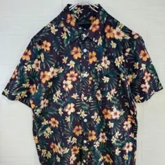 HARE　ハレ　半袖シャツ　フラワー　花柄　総柄デザインのサムネイル