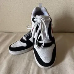 Nike スニーカー ホワイト/ブラック/レッド