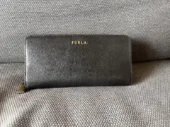 FURLA ブラックレザー 長財布