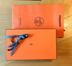 HERMES オレンジ ギフトボックス　リボン＆新品未使用紙袋付