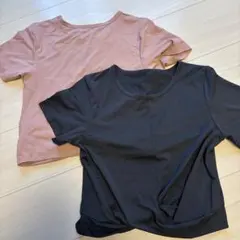 ストレッチ素材 半袖 ヨガウェア 2色セット　SサイズとMサイズ