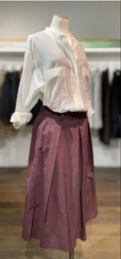 美品マーガレットハウエル　コットンシルクシャツ　オフホワイト