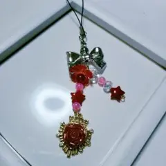 ハンドメイドビーズキーホルダーチャームストラップ韓国風クローバーリボン赤レッド