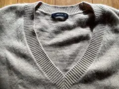 美品　COMME CA ISHII ベージュ Vネックセーター M