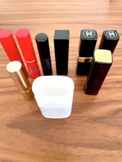 media lux ファンデ、リプモン、 シャネルなど新品含む口紅まとめ売り