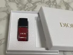 ディオール　ヴェルニ　999 ネイルエナメル