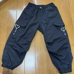 あ*い様 黒のハート装飾リラックスパンツ　110