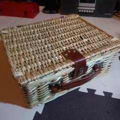 Item thumbnail for item 28e0fea9-d88e-46e7-ab98-9df413fcfac5