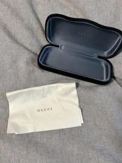 GUCCI メガネケース 黒 布製
