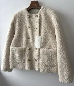 《新品タグ付き》ミラオーウェン 金釦カールファージャケット