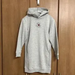 Tommy Hilfiger トミーフィルフィガー　グレー パーカーワンピース