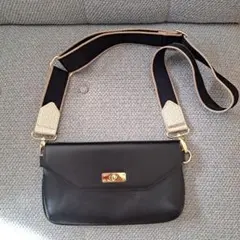 Item thumbnail for item 047c473c-2656-4d19-89c9-46e8d7162f70