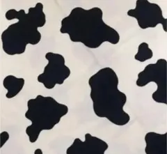牛柄　牛　牛生地　うし　牛生地　ツイル生地　ハンドメイド　白✖️黒
