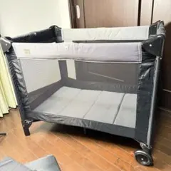 【良品】カトージ　ベビーベッドプレイヤード NewYorkBaby 廃盤のサムネイル