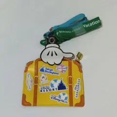 Tokyo Disney Resort パスケース トランク型 非売品 イエローのサムネイル