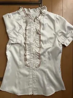 Cosa de Ver  フリル付き半袖ブラウス　オフホワイト