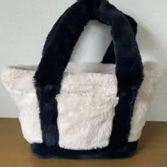 アイボリー×ネイビー フワフワトートバッグ