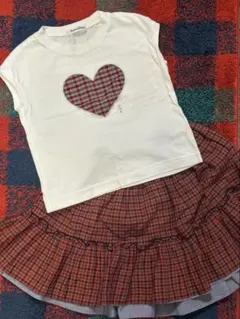 美品　familiar Tシャツ