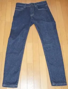 UNIQLO ウルトラストレッチスキニーフィットジーンズサイズ30インチ76cm