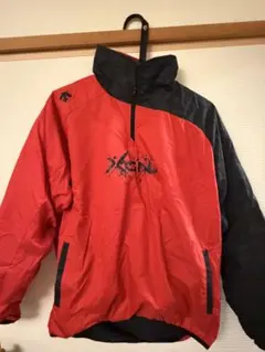 DESCENTE ピステ ウィンドブレーカー レッド ブラック Lのサムネイル