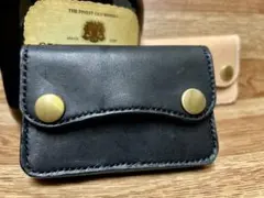 Horween レザー ミニトラッカーウォレット 革財布 - メルカリ
