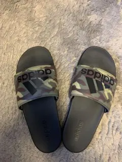 美品　adidas 迷彩柄 スライドサンダル　26.5cm