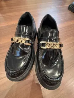 ZARA 黒 ローファー ゴールドチェーン 34