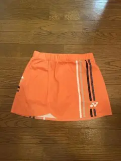 【ほぼ新品】ヨネックス　スコート　Lサイズ　オレンジ　ゲームウェア　2025