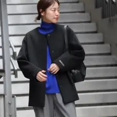 スーパーファインビーバークルーネックコート