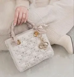 RANDA ビジューキルティングバッグ　アイボリー