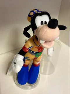 ディズニーシー 5周年 グーフィー ぬいぐるみバッジ ぬいば - メルカリ