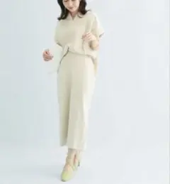 美品✦ฺBEIGE, /半袖 ブラウス ギャザー エクリュ - メルカリ