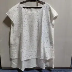 EARTH　白ブラウス