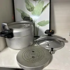 Item thumbnail for item e4d0b372-7e98-4eba-9285-45b363b2916b