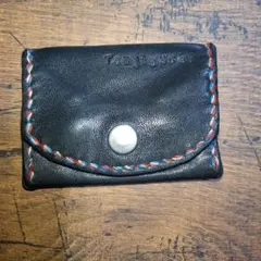 本革　レザー　黒　ステッチ　小物入れ　ポーチ　サプリ　イヤホン　目薬　小銭